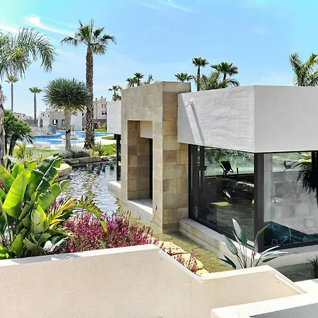 Elegance Apartment *